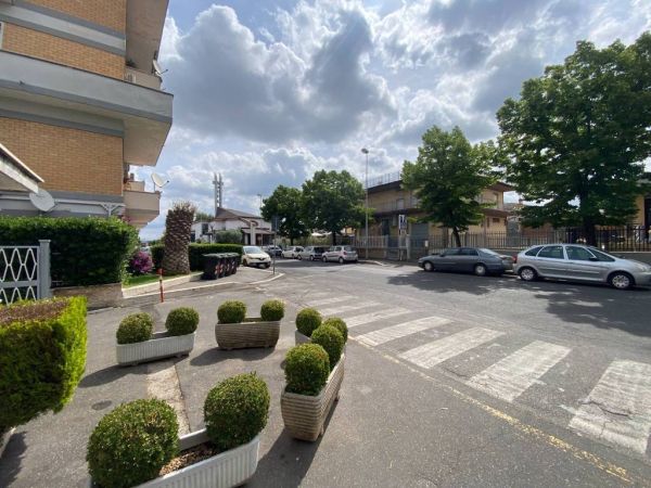 ciampino via milano rif 192392564 3
