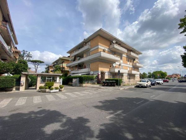 ciampino via milano rif 192392564 1