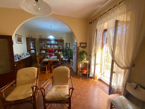 ciampino via montegrappa rif 192789524 10