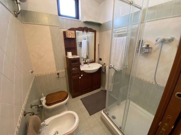 ciampino adiac viale jfk kennedy rif 192888535 24