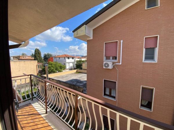 ciampino adiac viale jfk kennedy rif 192888535 23