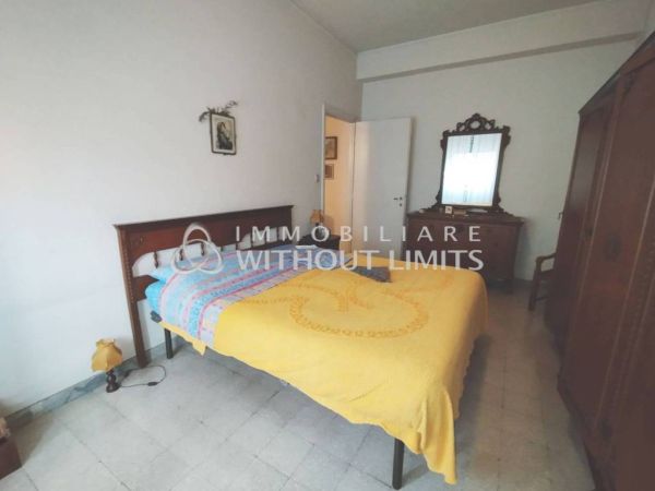 torre spaccata romanisti rif 192895847 14