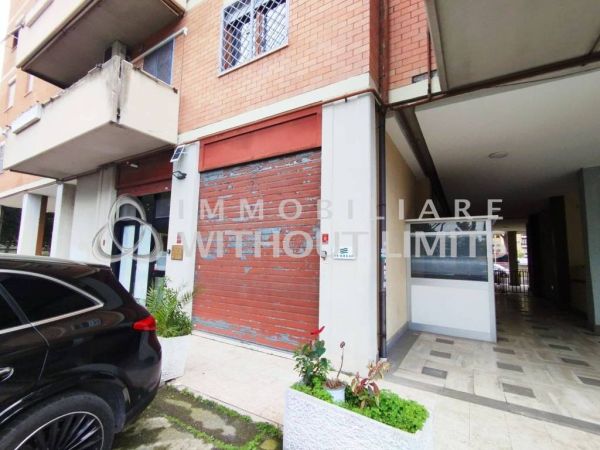 cinecitt est viale bruno rizzieri rif 192936517 1