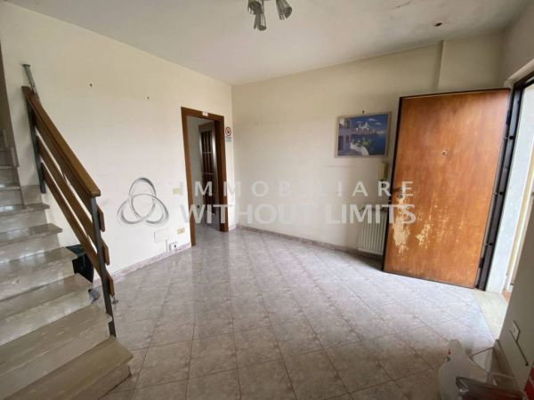 ciampino via lucrezia romana rif 192938347 18