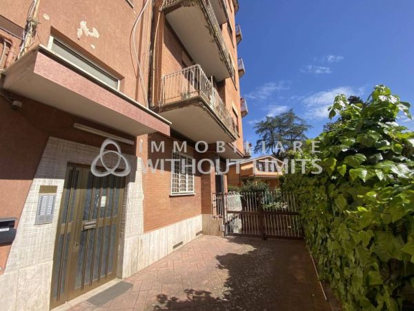 ciampino adiac piazza della pace rif 192940648 30