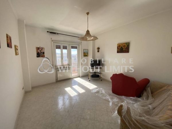 ciampino adiac piazza della pace rif 192940648 4