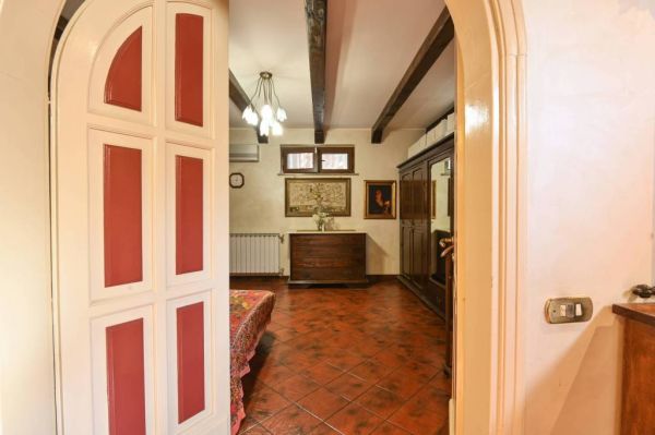 marino via collepicchione rif 193036169 45