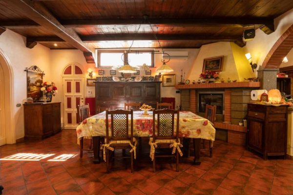 marino via collepicchione rif 193036169 25