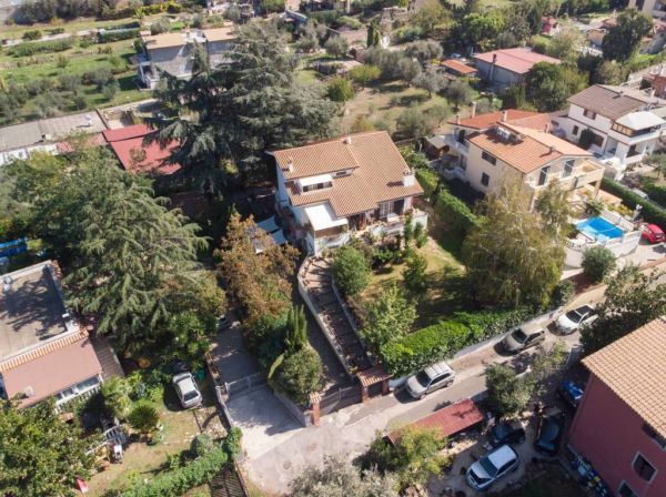 marino via collepicchione rif 193036169 6