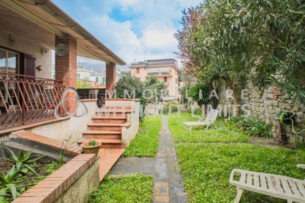 velletri via fontana delle rose rif 193107359 1