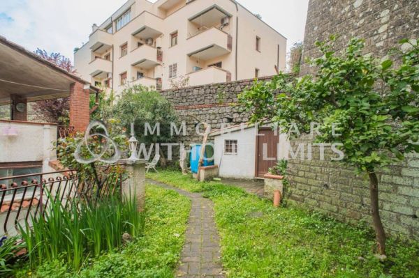 velletri via fontana delle rose rif 193107359 6