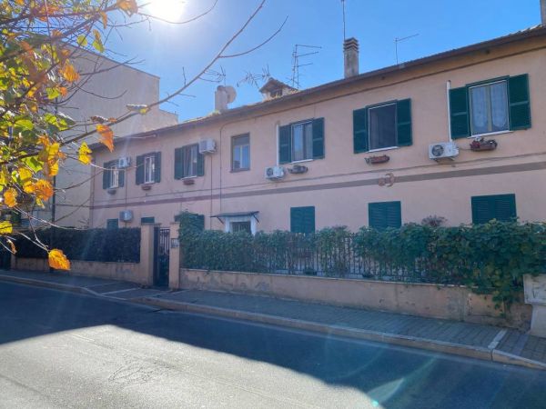 ciampino via della folgarella rif 193465462 24