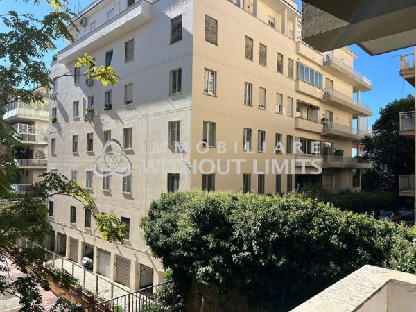 monti parioli via gramsci rif 193519509 2